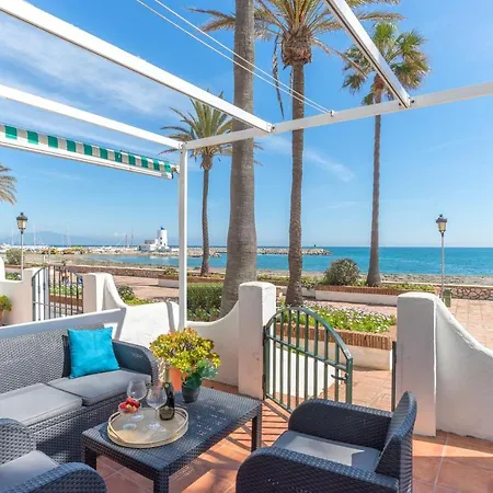 Los Flamencos Beach Apartment